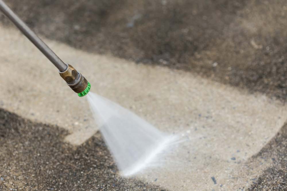 Outdoor Floor Cleaning Using High Pressure Washer